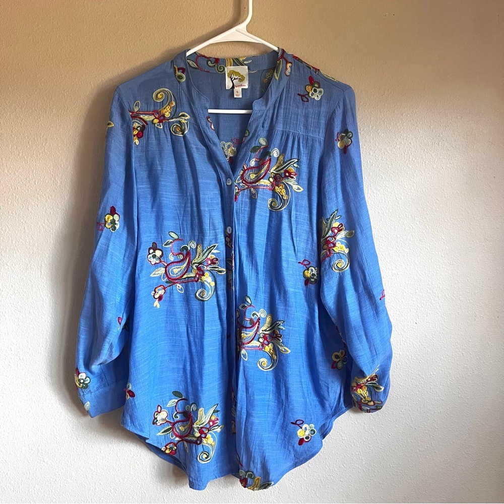 Anthropologie Fig and Flower Embroidered Blouse